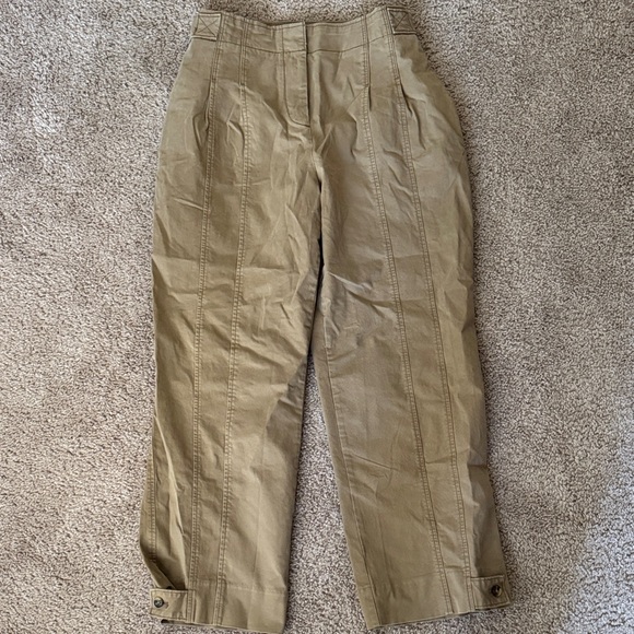 Banana Republic Pants - Banana Republic Women's Khaki Cargo Pants